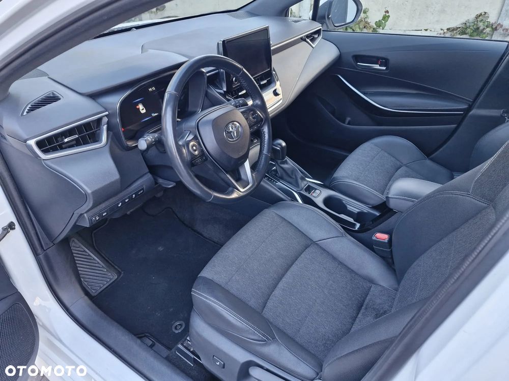 Toyota Corolla 1.8 Hybrid Comfort - 10