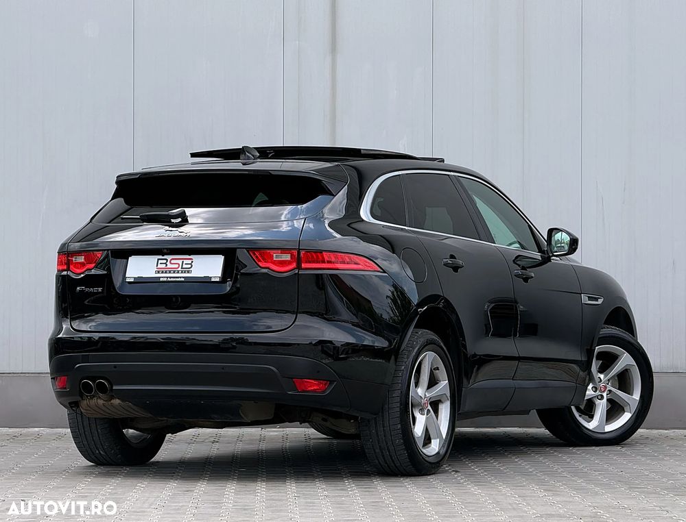 Jaguar F-Pace 20d AWD Portfolio - 5