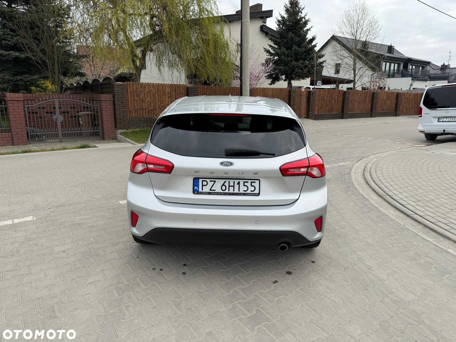 Ford Focus 1.5 EcoBlue Start-Stopp-System COOL&CONNECT - 4