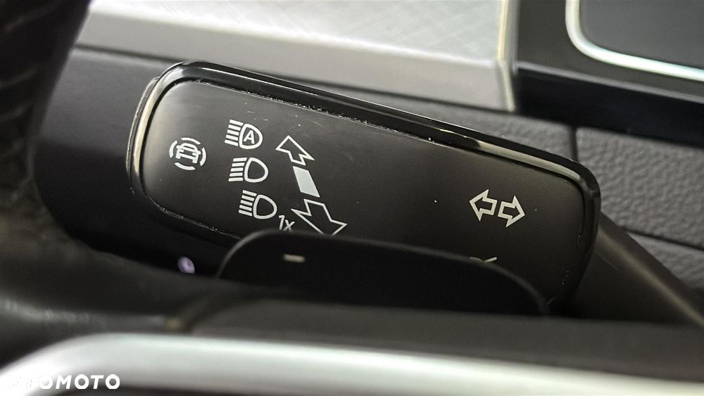 Volkswagen Passat 2.0 TDI EVO Business DSG - 31