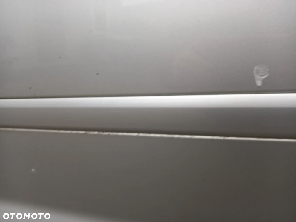 AUDI A3 8P DRZWI LEWE LY7W - 10