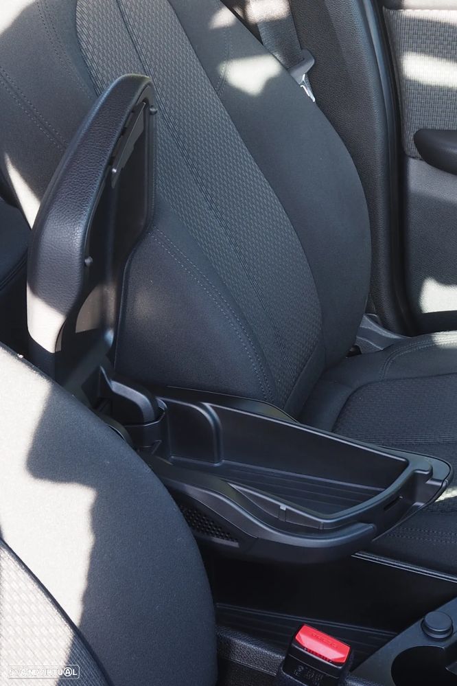 BMW 225xe Active Tourer iPerformance - 25