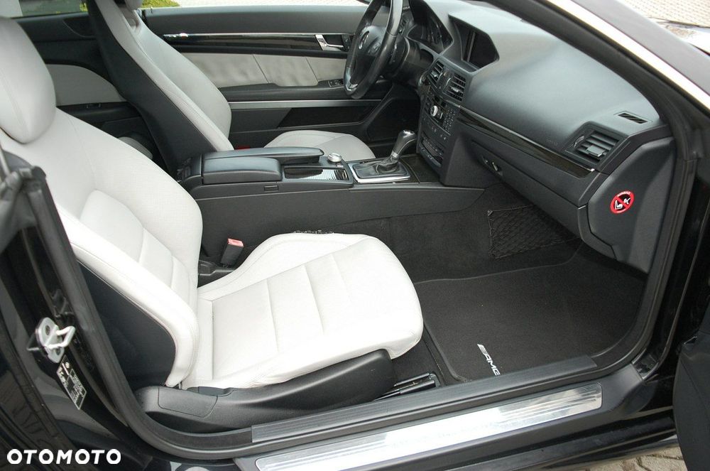 Mercedes-Benz Klasa E - 7