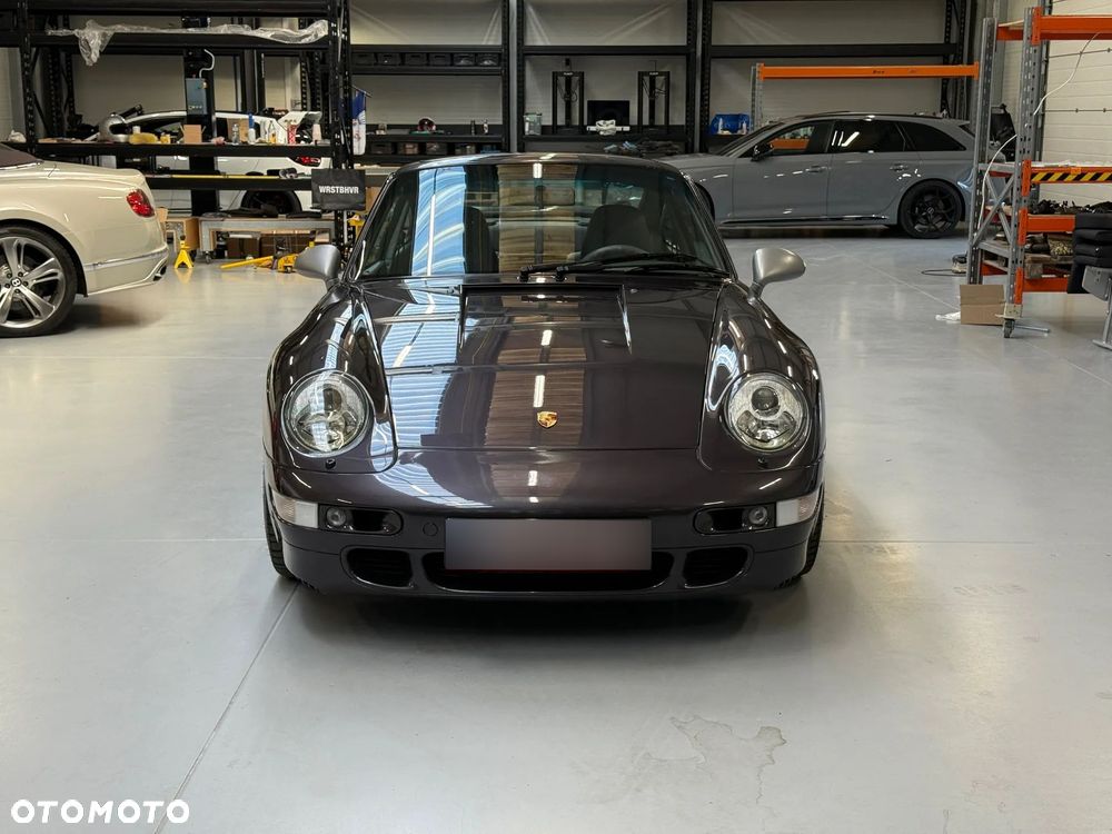 Porsche 911 Carrera - 7