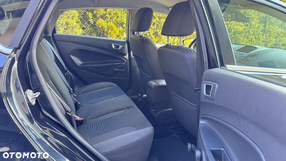 Ford Fiesta 1.6 TDCi Titanium - 27