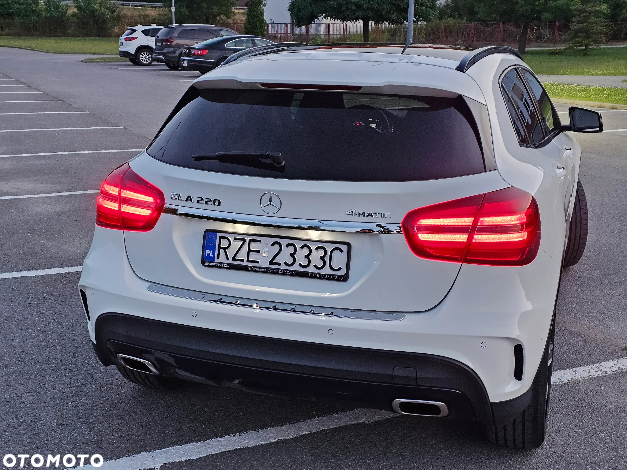 Mercedes-Benz GLA 220 4-Matic AMG Line - 2