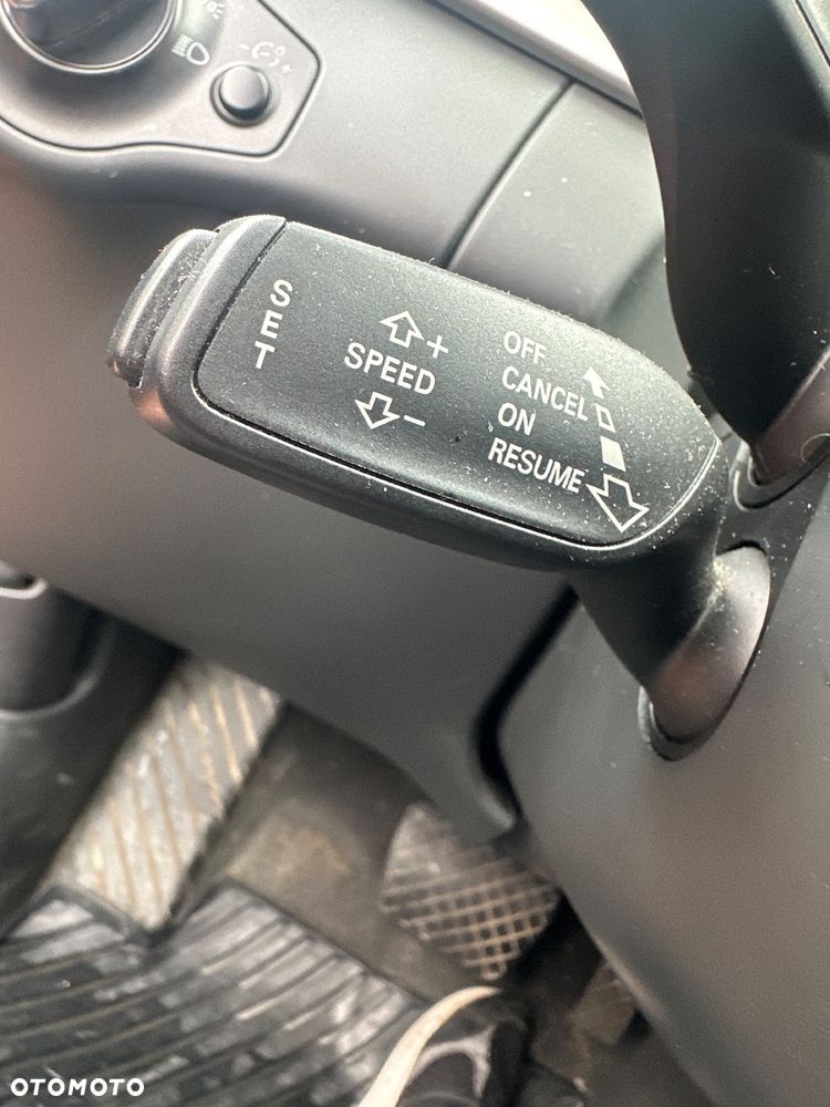 Audi A4 Allroad 2.0 TDI Quattro S tronic - 38