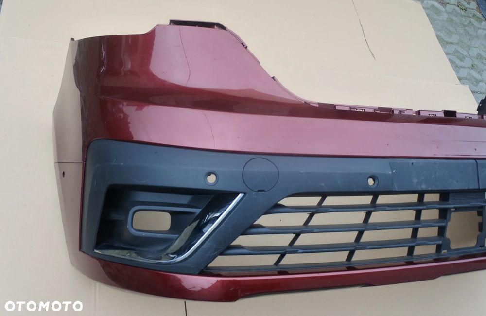 Renault Trafic IV Zderzak - 2