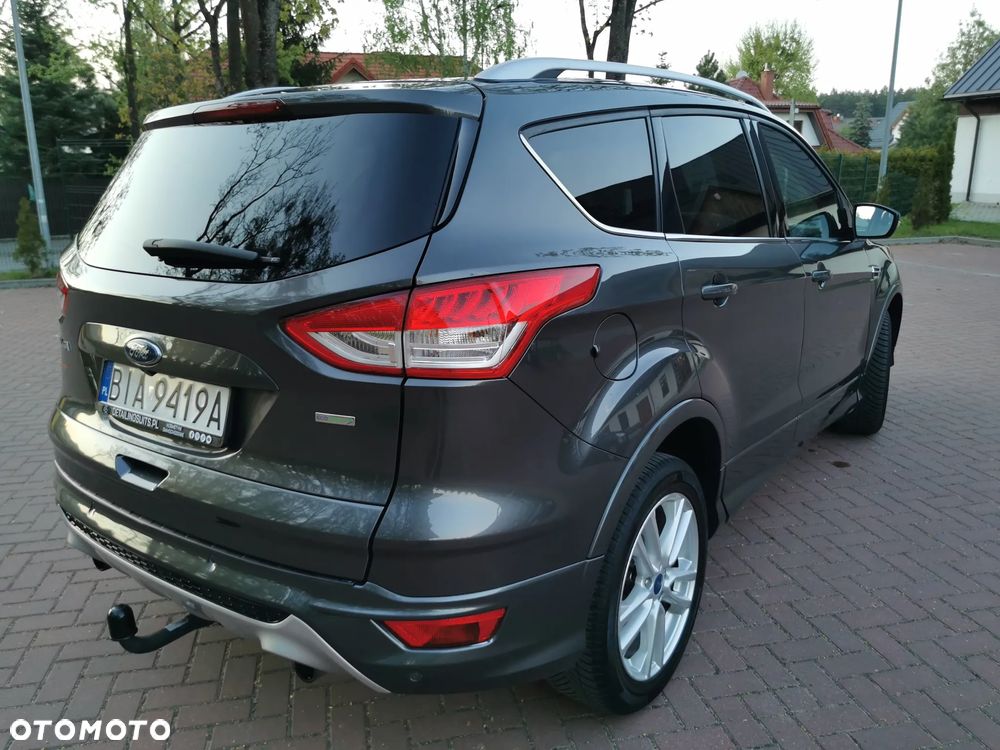 Ford Kuga 1.5 EcoBoost 2x4 Titanium - 28