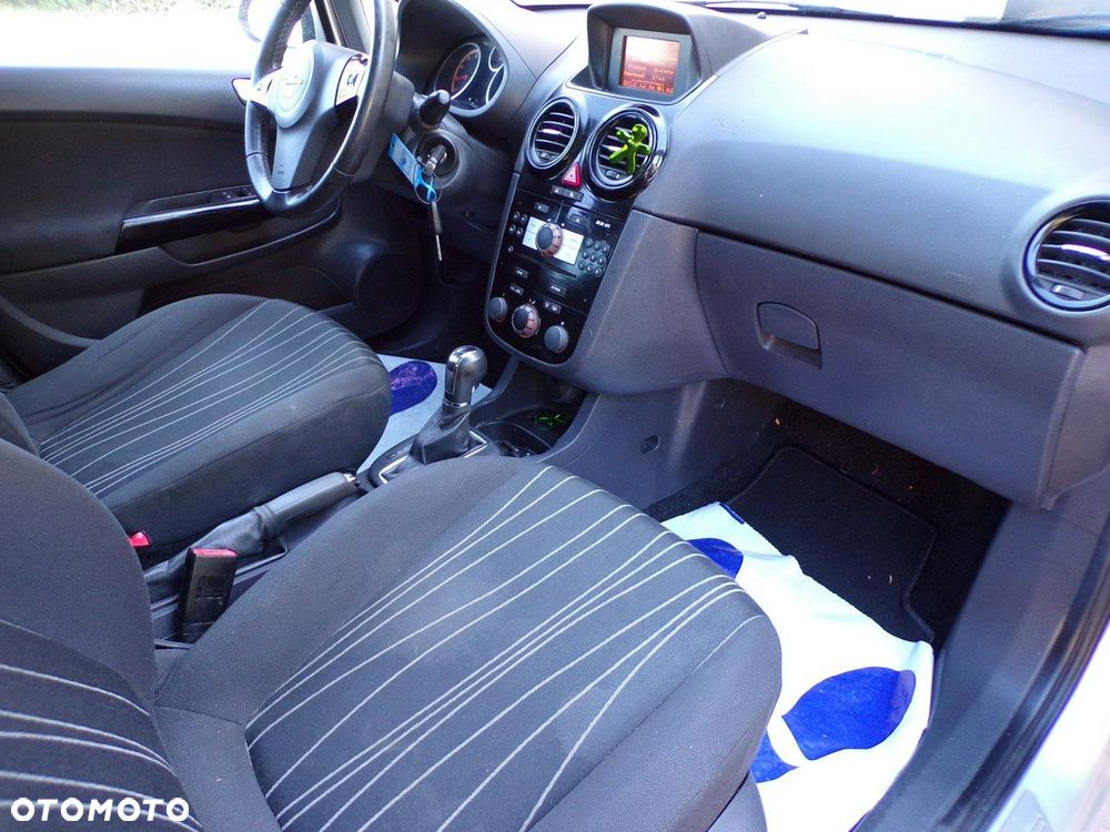 Opel Corsa - 27
