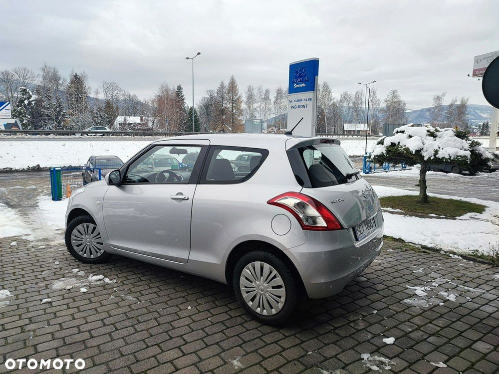 Suzuki Swift 1.2 Club - 8