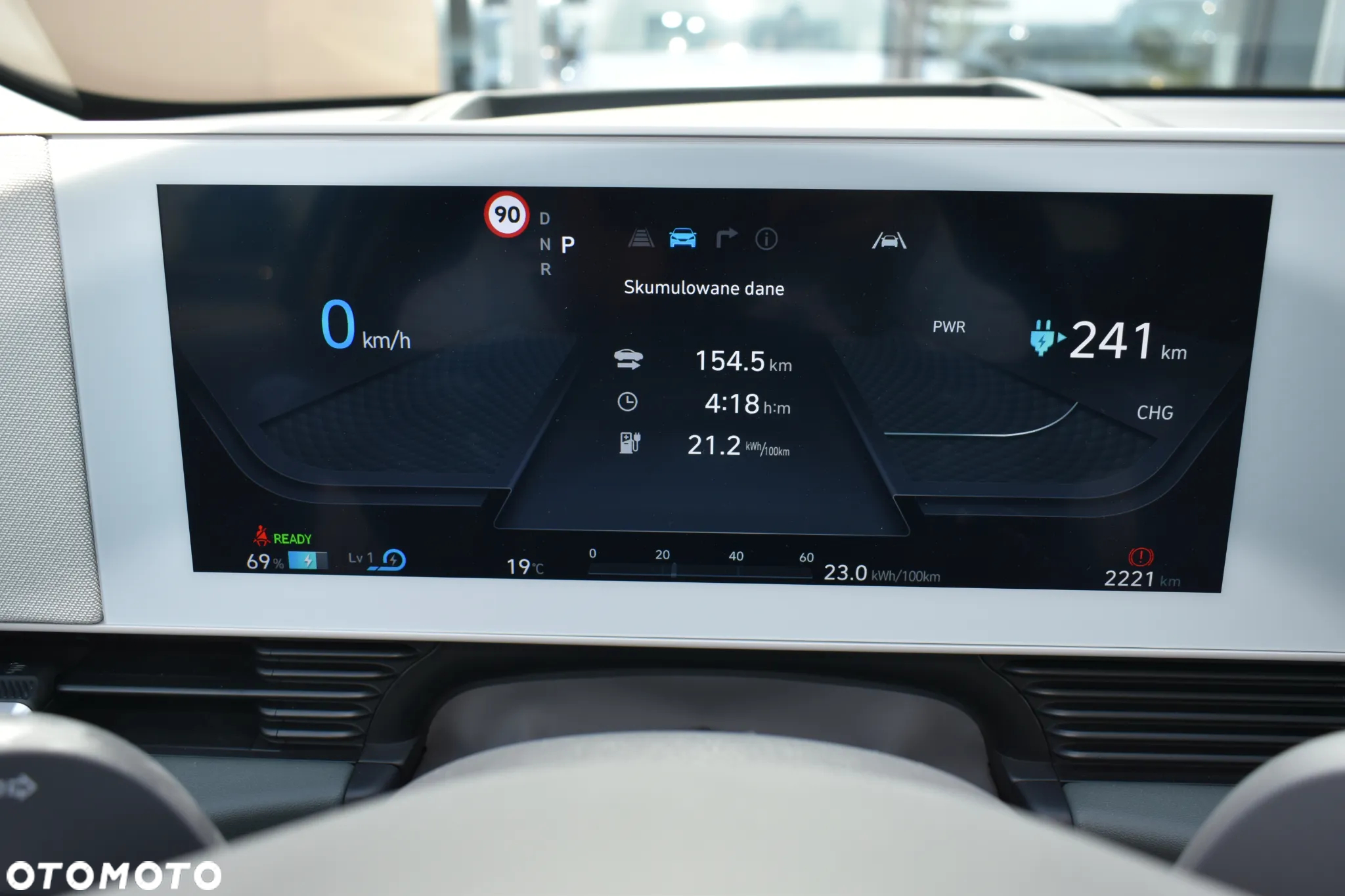 Hyundai IONIQ - 9