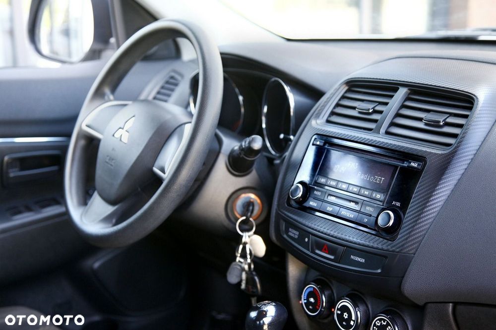 Mitsubishi ASX - 8