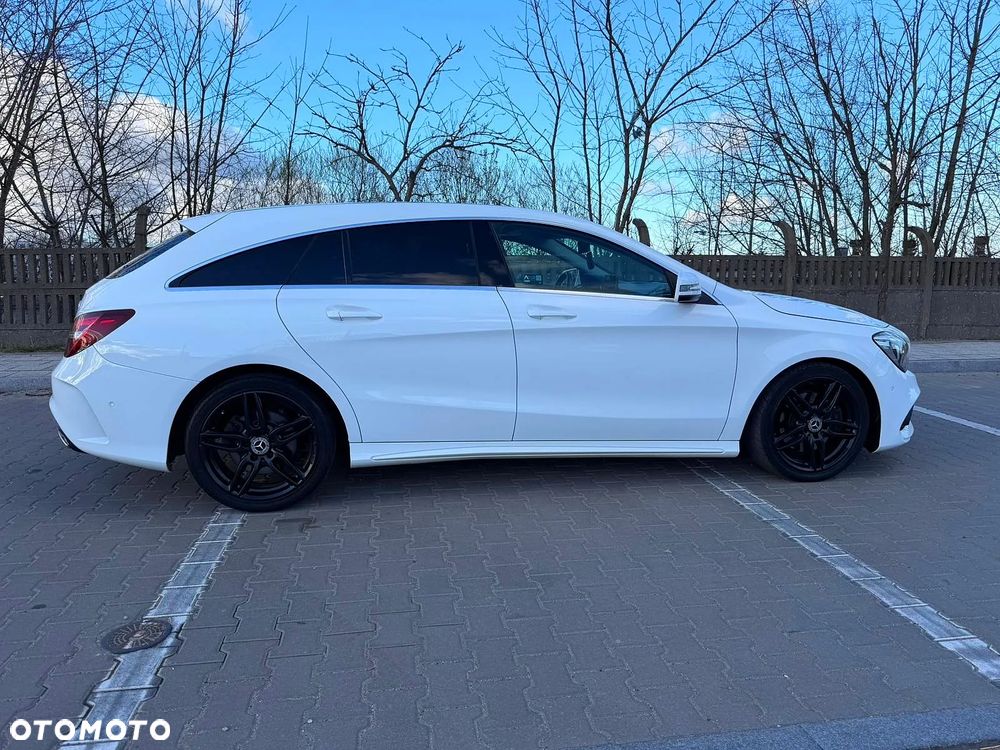 Mercedes-Benz CLA 220 4-Matic AMG Line - 16