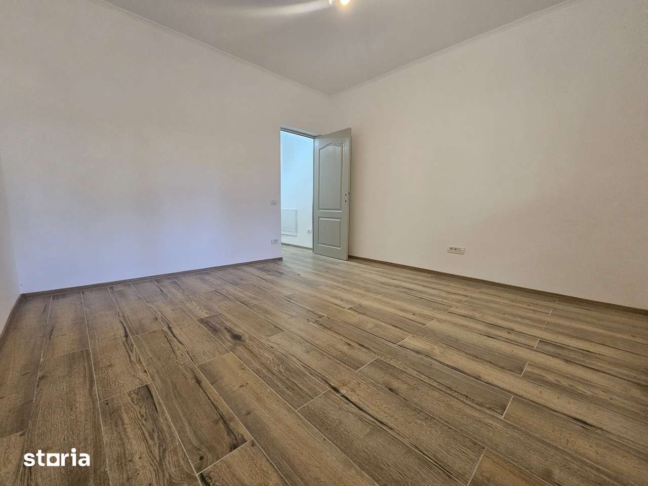 Apartament 4 camere Cartier Domenii — fotografia 3