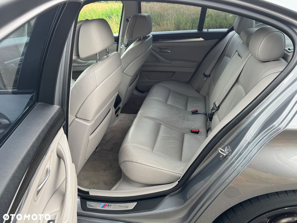 BMW Seria 5 535i - 10