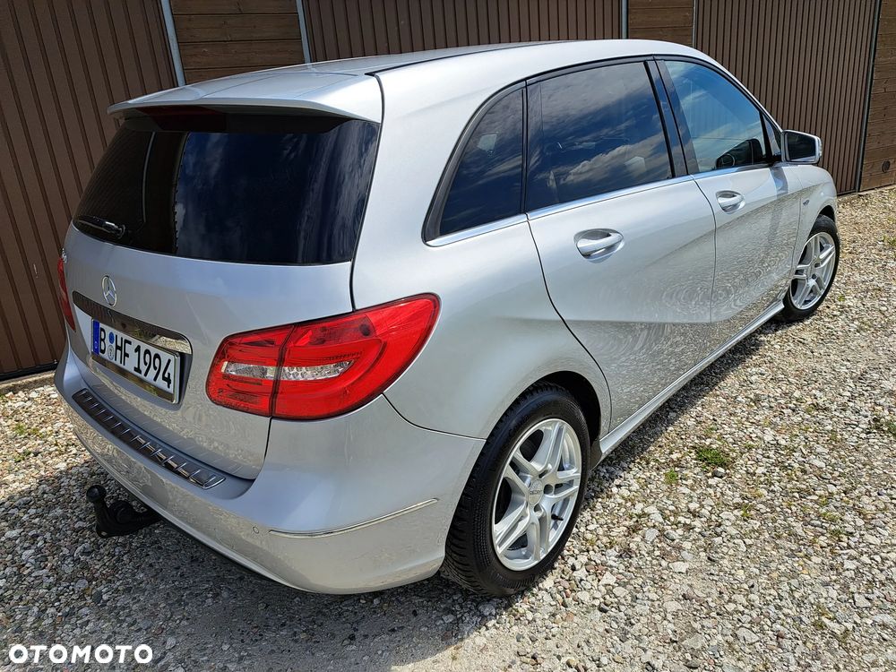 Mercedes-Benz Klasa B 200 (BlueEFFICIENCY) - 16