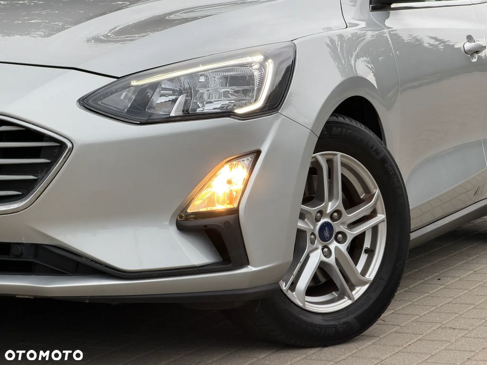 Ford Focus 1.0 EcoBoost Hybrid COOL&CONNECT DESIGN - 34