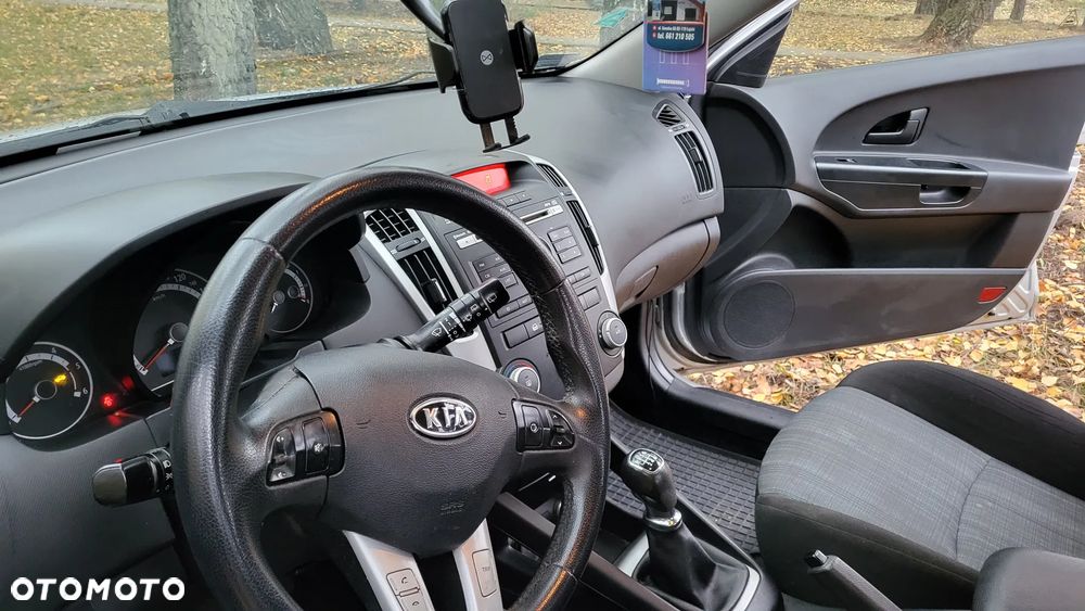 Kia Ceed Cee'd 1.6 Crdi M - 11