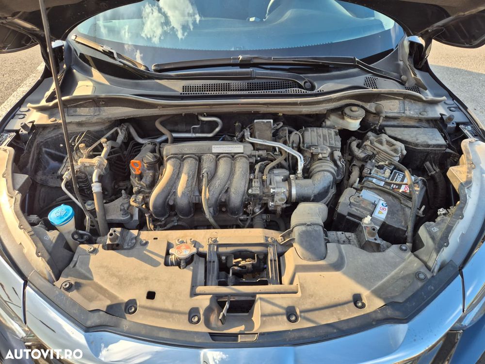 Honda HR-V 1.5 i-VTEC 4x2 CVT Elegance - 21