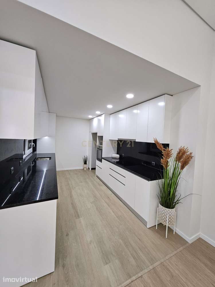 ✅ Moradia T3 Nova no Centro de Cantanhede | Jardim Privativo, 2 Lugare - Grande imagem: 5/27