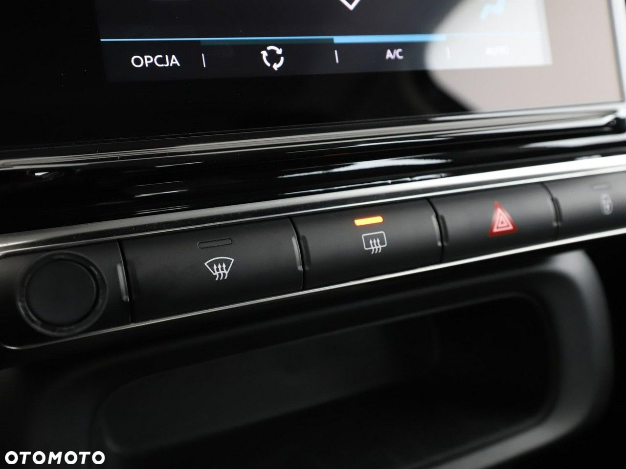 Citroën C3 1.2 PureTech GPF Shine - 28