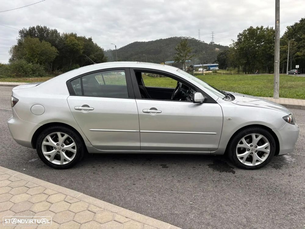 Mazda 3 Hatchback - 4