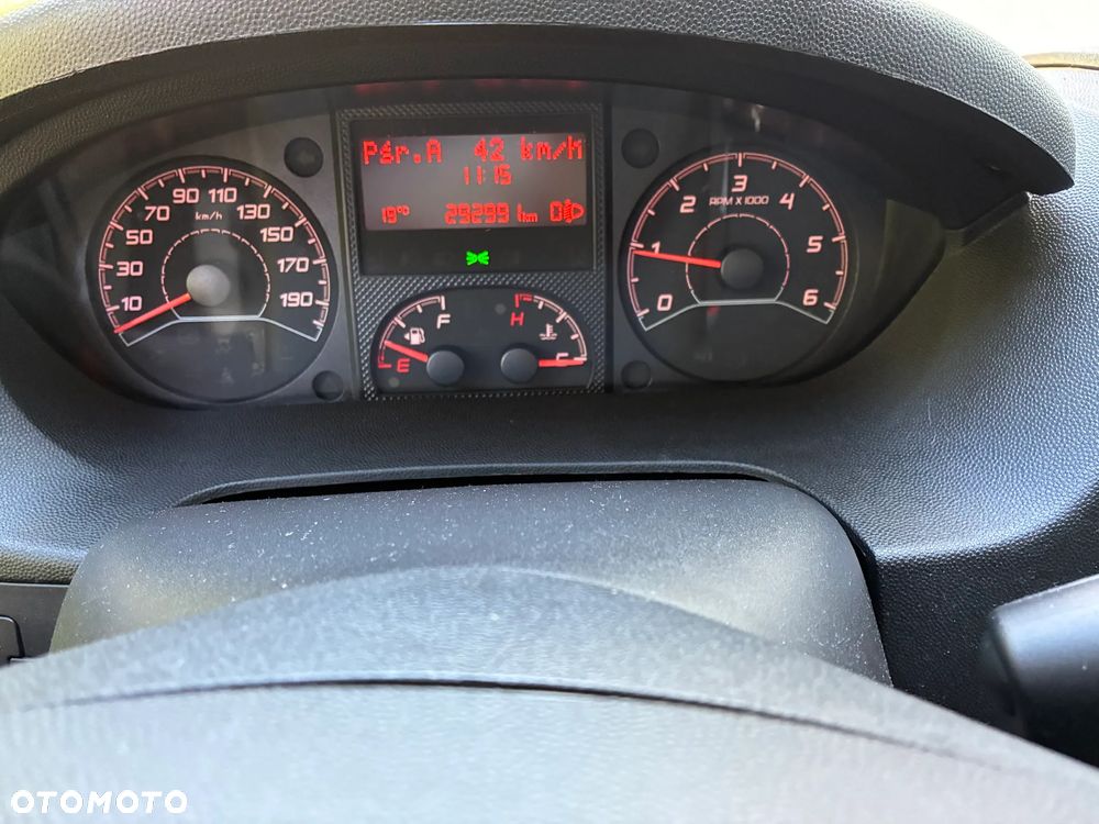 Peugeot Boxer Izoterma kontener 8 Palet Model 2020r. 3,5t 163KM Salon PL - 15