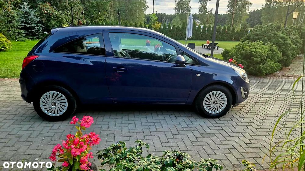 Opel Corsa 1.4 16V Cosmo - 6