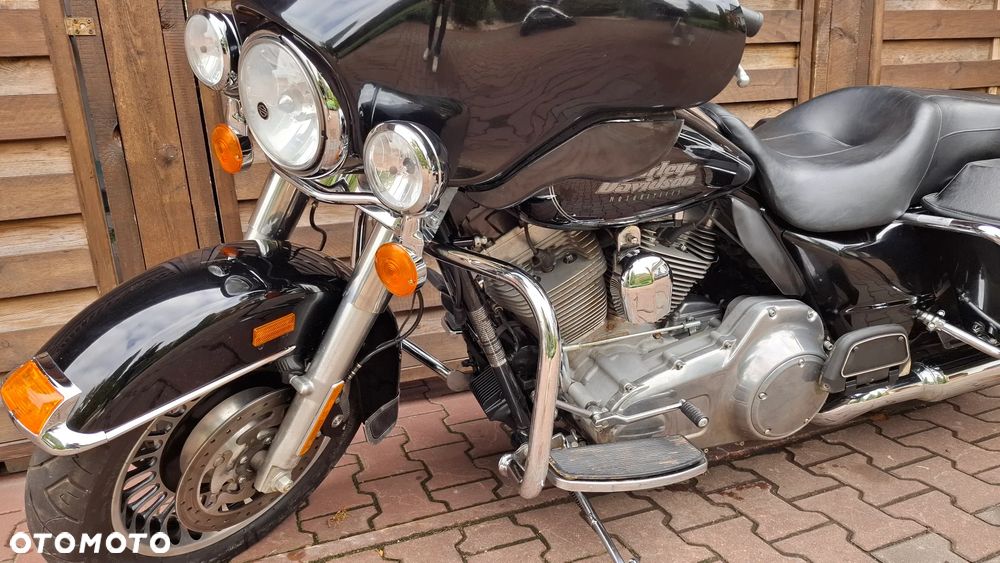 Harley-Davidson Touring Electra Glide - 21