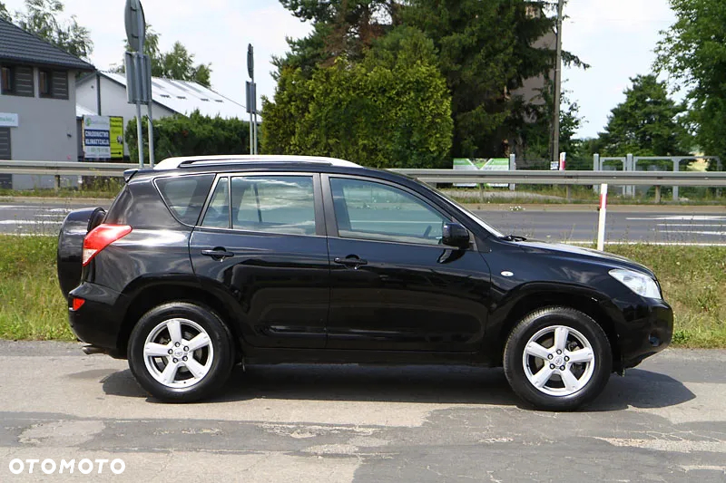 Toyota RAV4 2.0 4x4 - 5