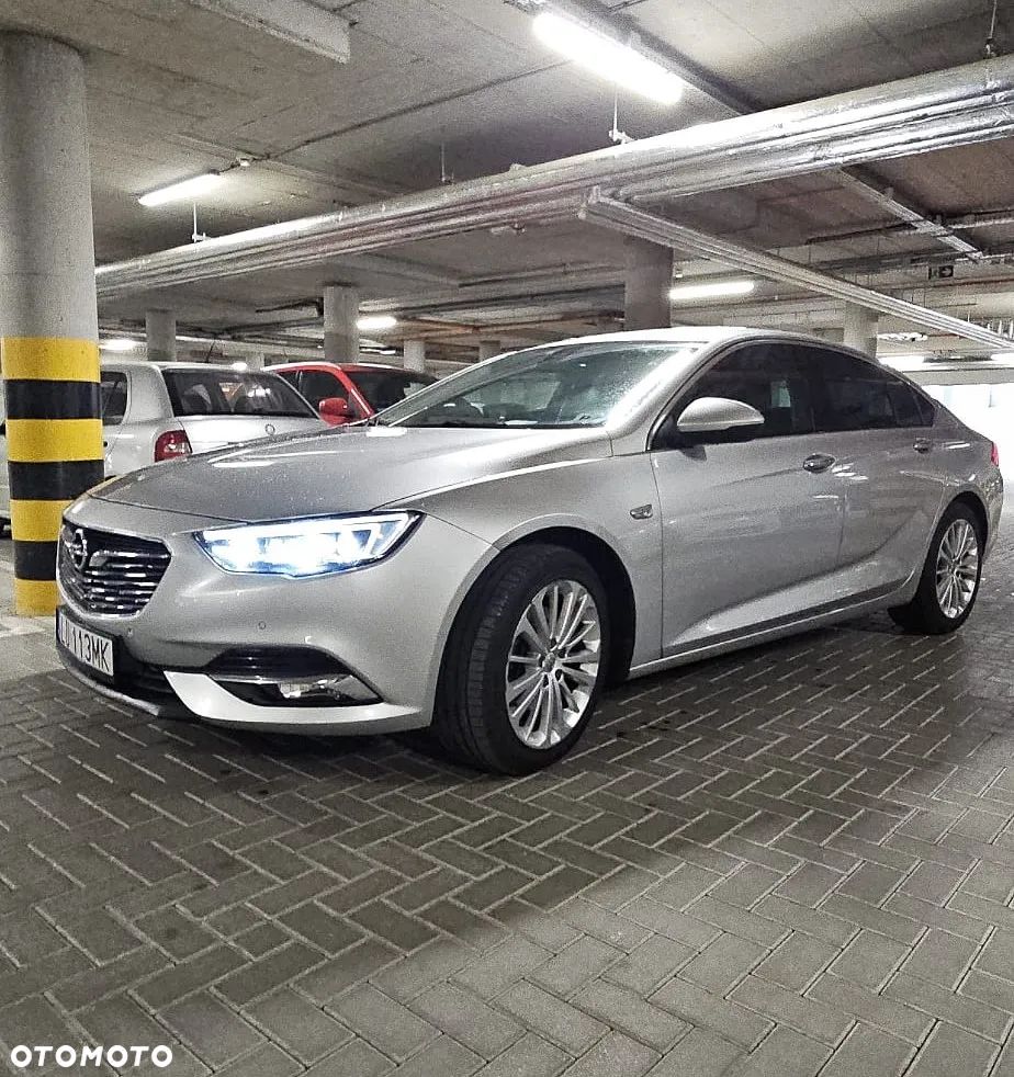 Opel Insignia - 1