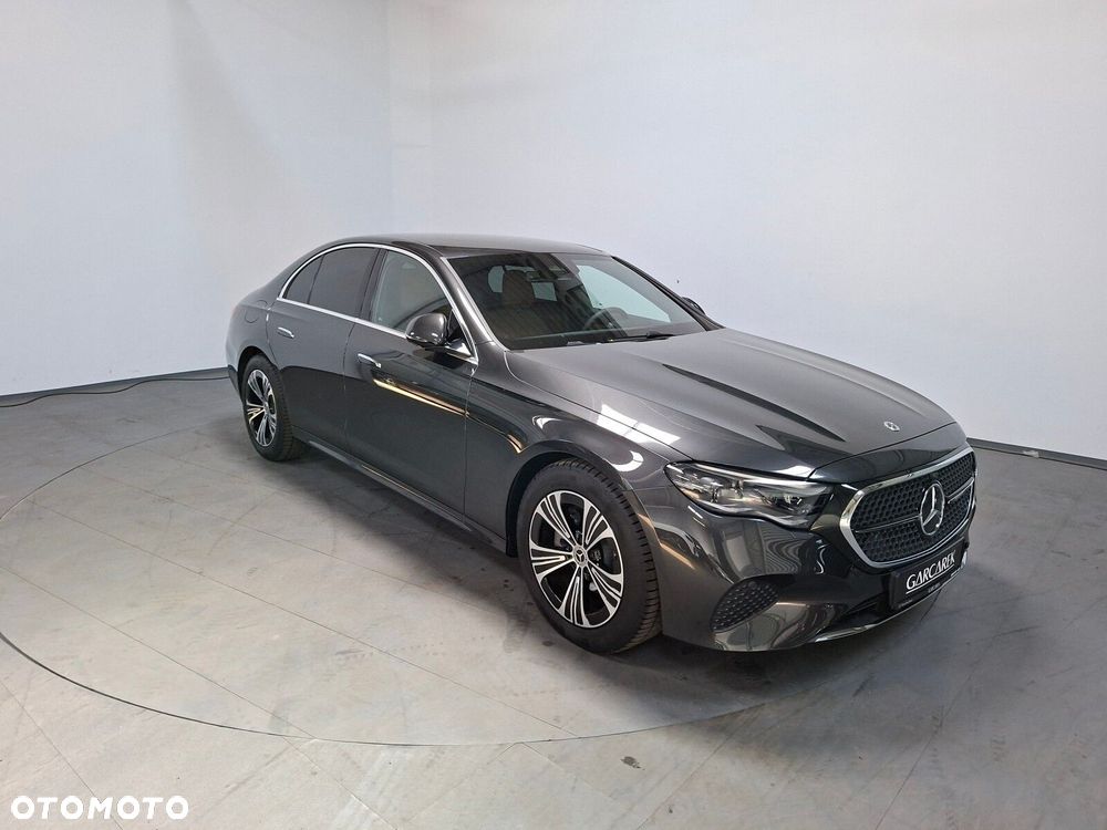 Mercedes-Benz Klasa E - 18