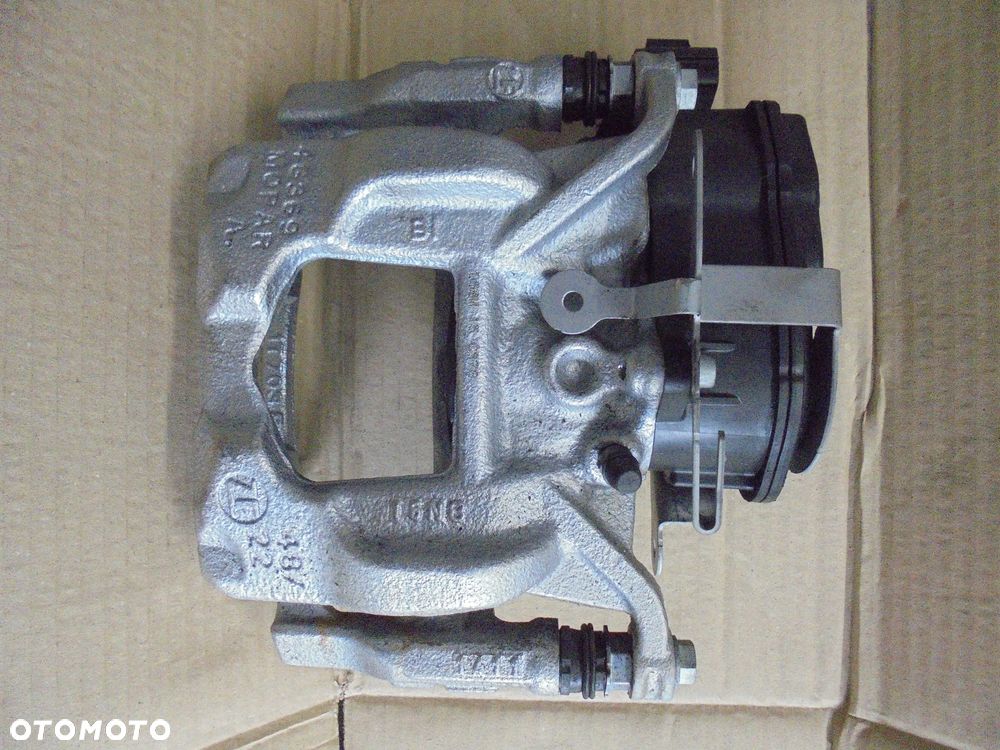 ZACISK HAMULCOWY TYŁ LEWY ELEKTRYCZNY FIAT DUCATO 2021-52208194 - 1
