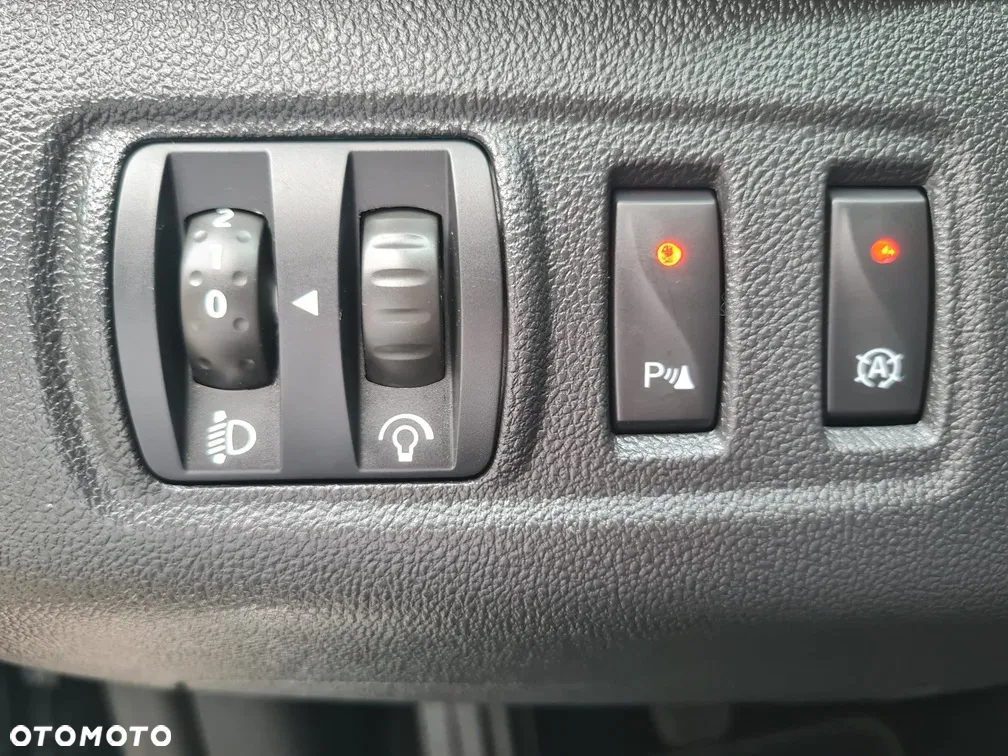 Renault Clio ENERGY TCe 120 LIMITED - 27