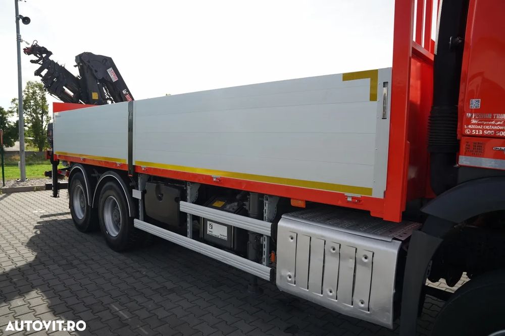 Mercedes-Benz AROCS 2640 / 6x4 / CAROSERIE BALANȚĂ - 6,5 M / MACARA HIAB X-HIDUO 188 ES-5 / CAPACITATE MAXIMĂ DE RIDICARE: 5.200 KG / ROTATOARE / TELECOMANDĂ / PODEA RESISTENTĂ / TRANSMISIE AUTOMATĂ - 22