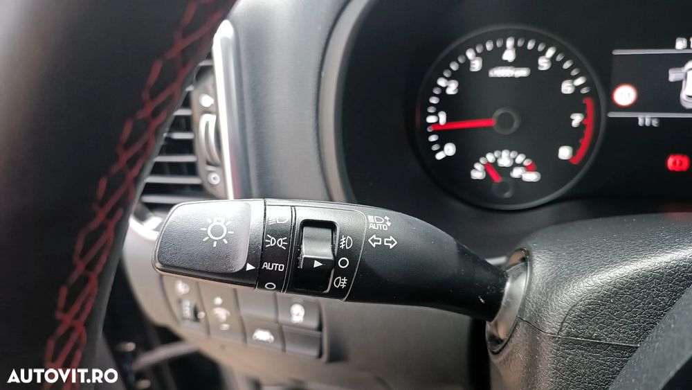 Kia Sportage 1.6 T-GDI 6MT 4x4 GT Line - 26