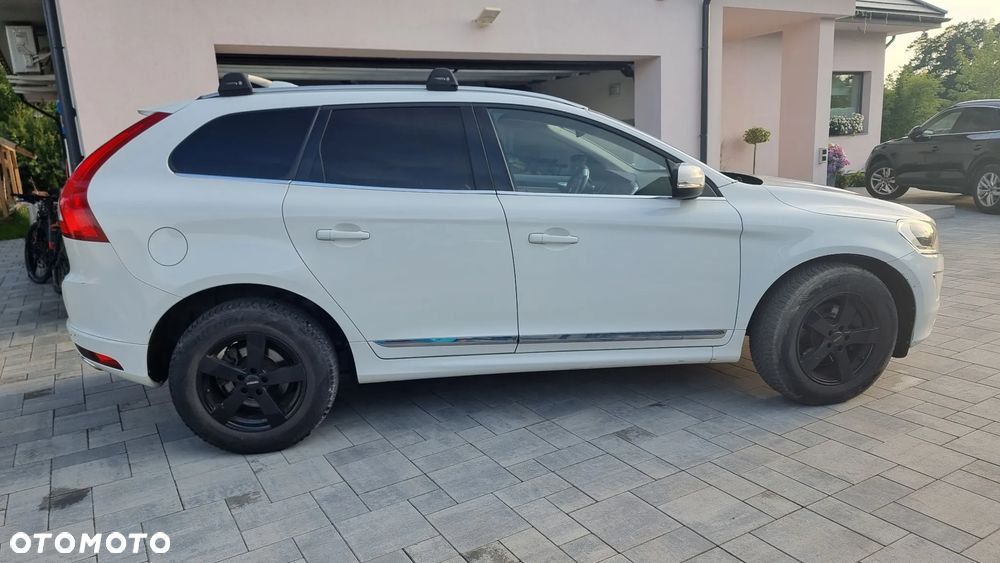 Volvo XC 60 D4 Drive-E Summum - 3