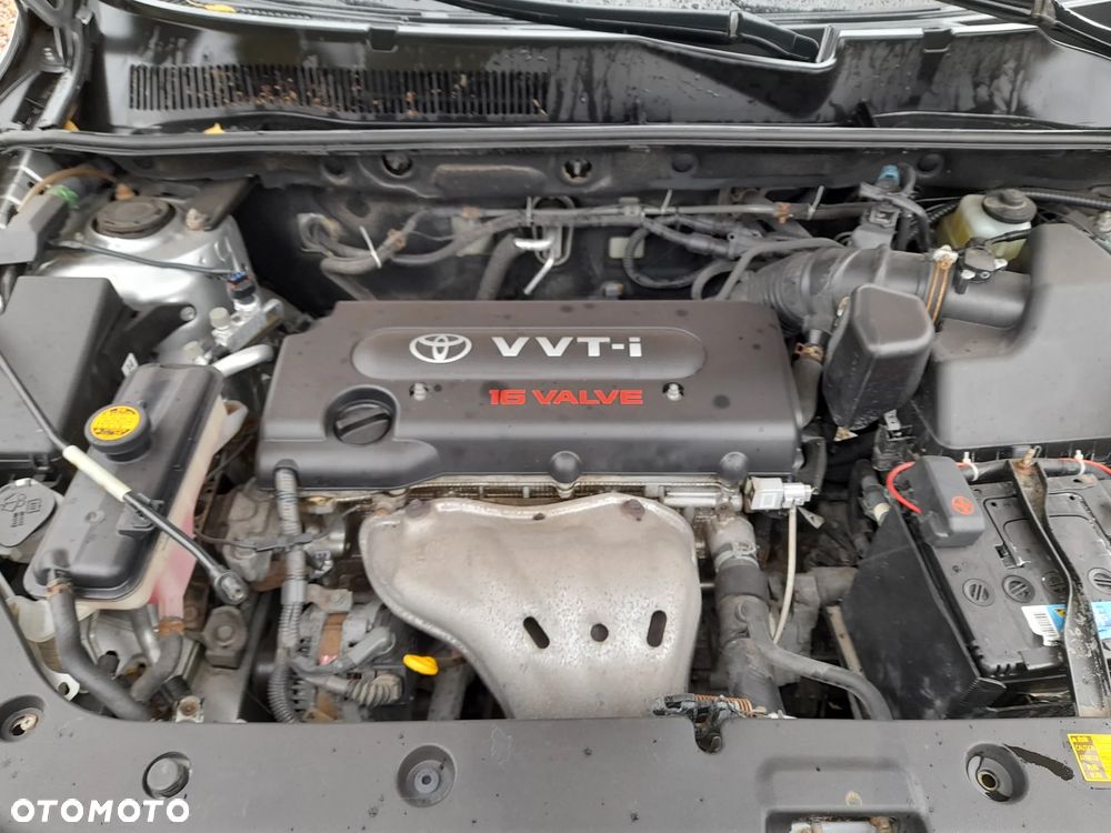 Toyota RAV4 2.0 VVT-i Sol - 8