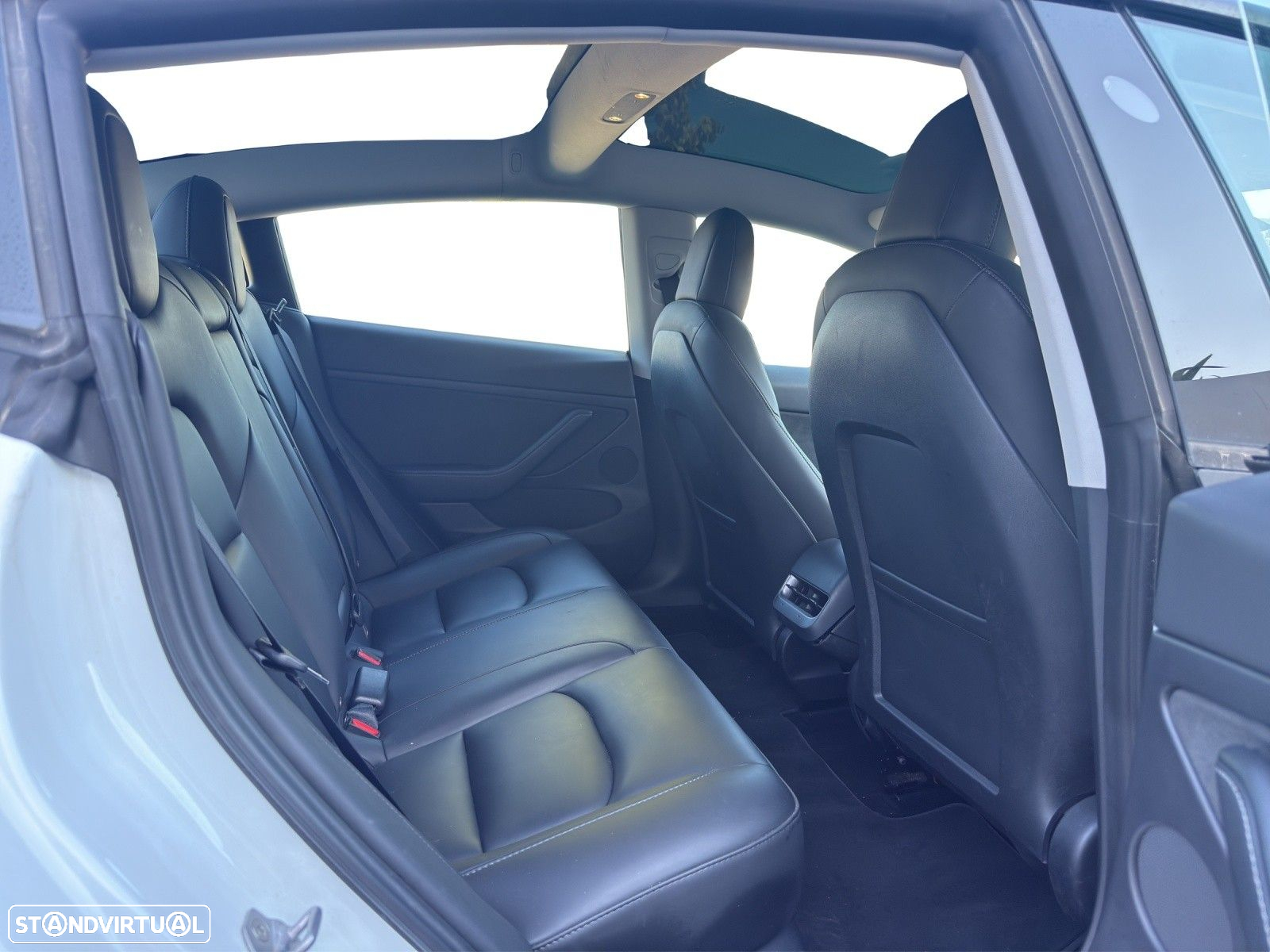 Tesla Model 3 RWD - 15