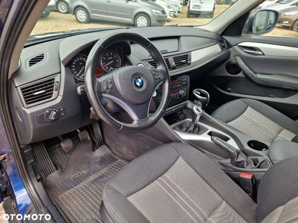 BMW X1 sDrive18i Sport Line - 6
