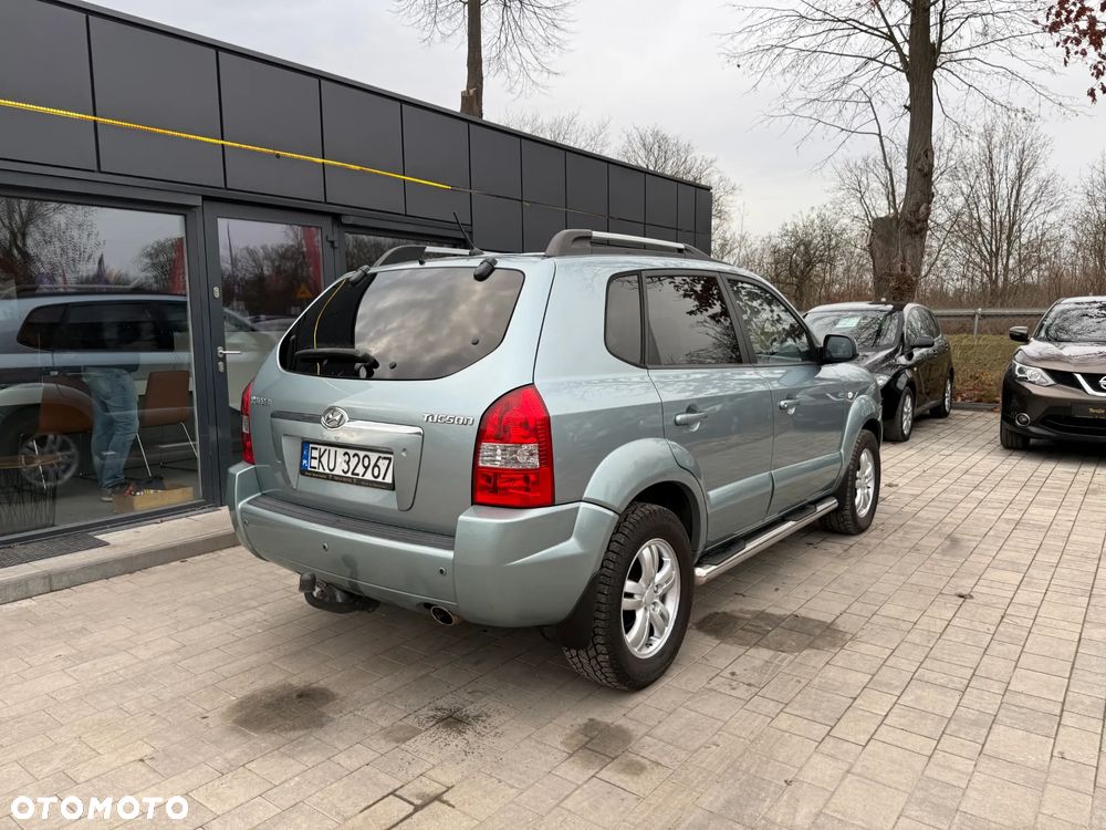 Hyundai Tucson 2.0 Comfort 2WD - 15