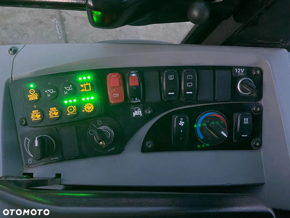 Caterpillar CAT 908M, 2020 ROK, 3400 MTH, ŁYŻKA OTWIERANA + WIDŁY, z NIEMIEC, - 16