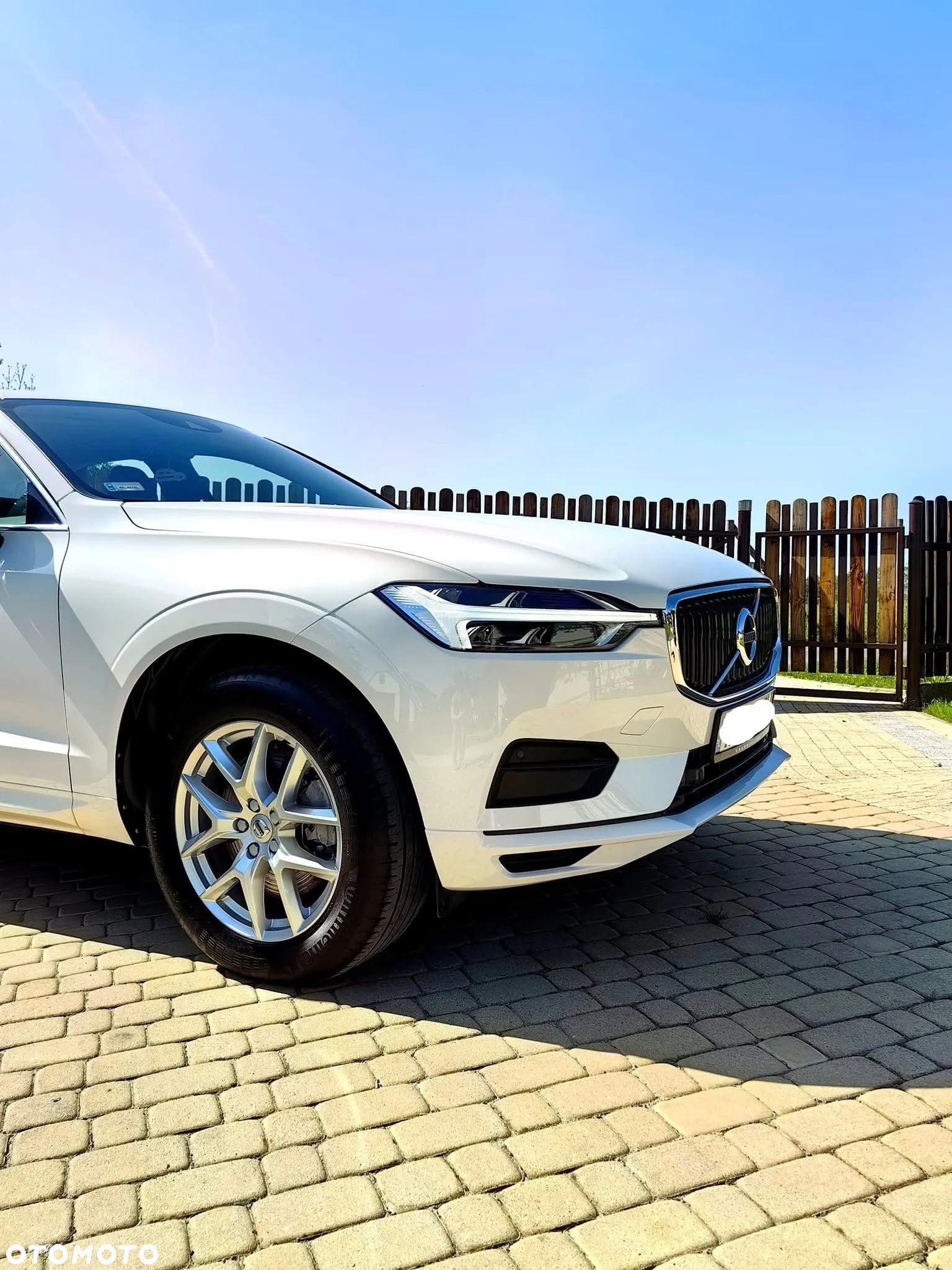 Volvo XC 60 D4 AWD Momentum - 1