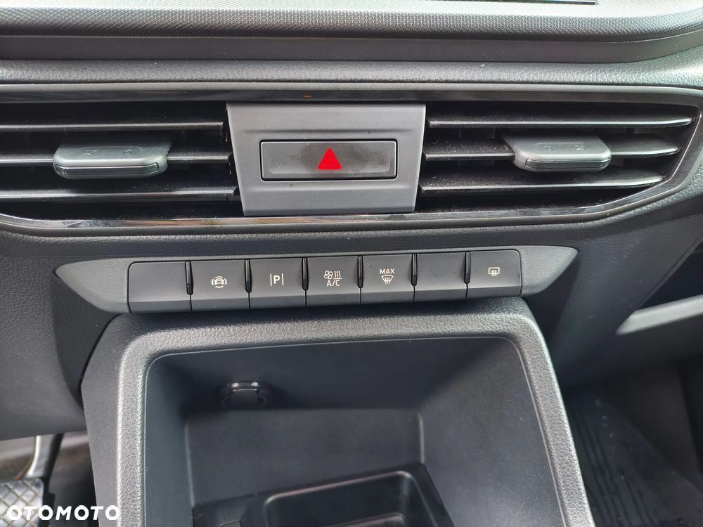 Ford Transit Connect L2 - 19