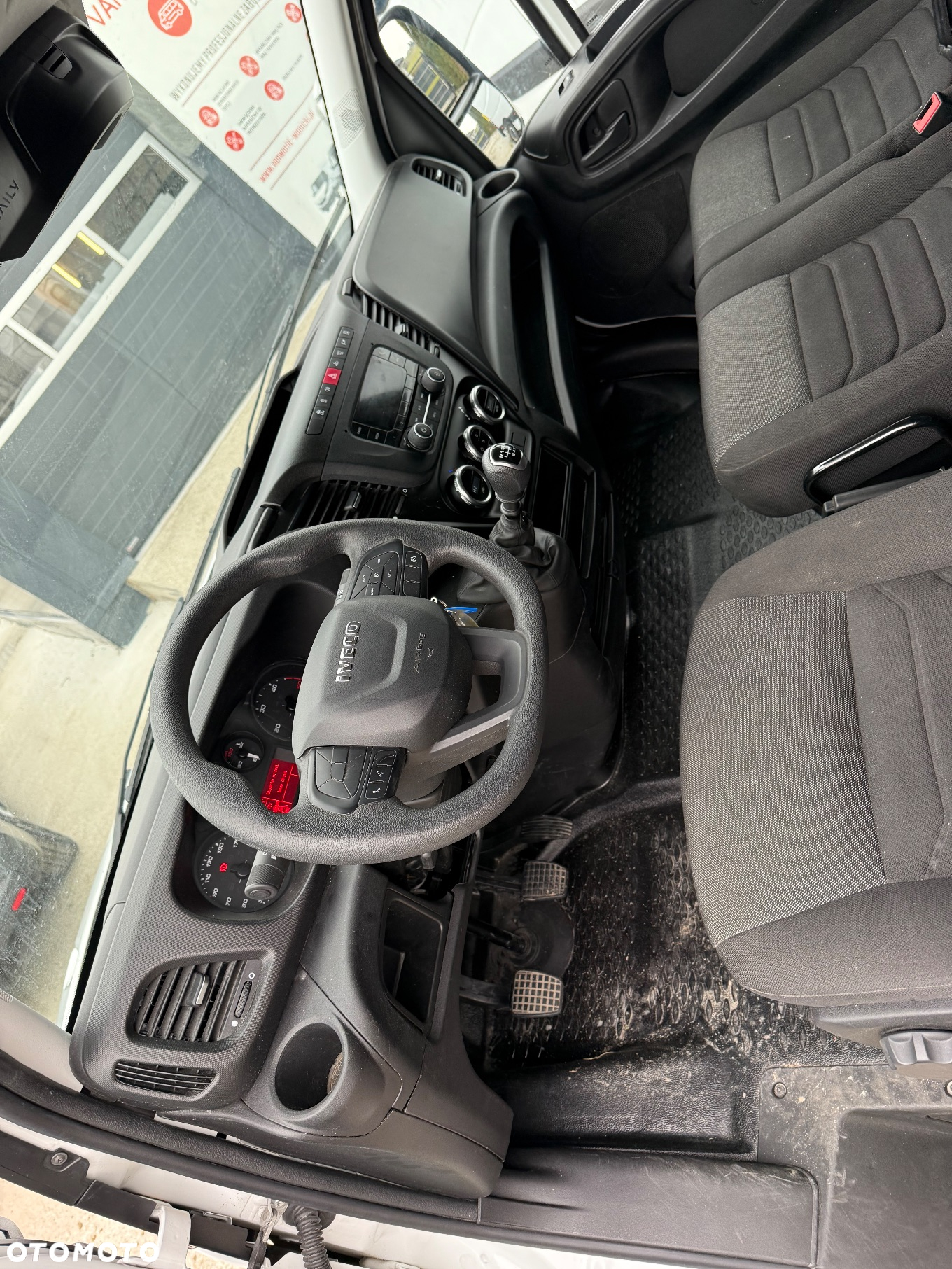 Iveco DAILY 35S16 L3H2 Brygadowka  7 OSÓB OD REKI - 16