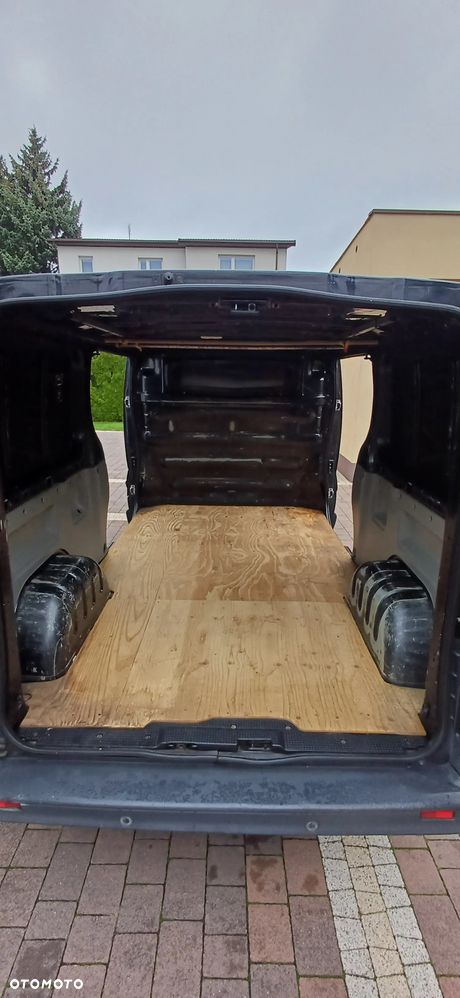 Opel VIVARO - 9