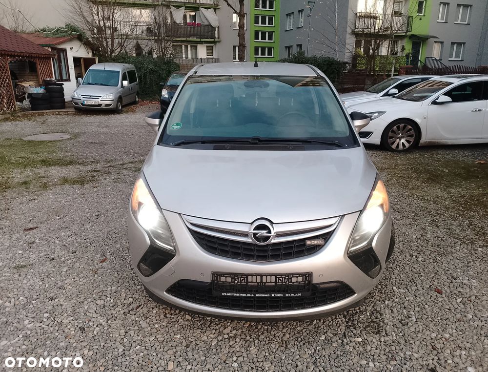 Opel Zafira Tourer 2.0 CDTI Automatik Edition - 3