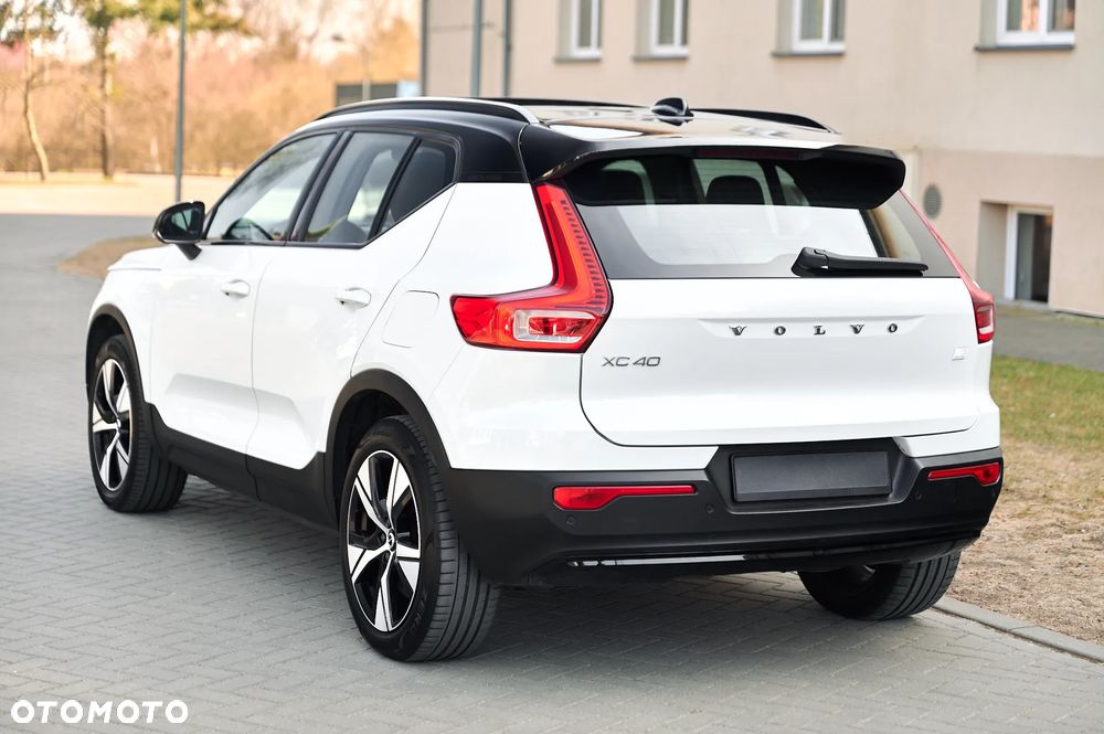 Volvo XC 40 P8 AWD Recharge RDesign - 12