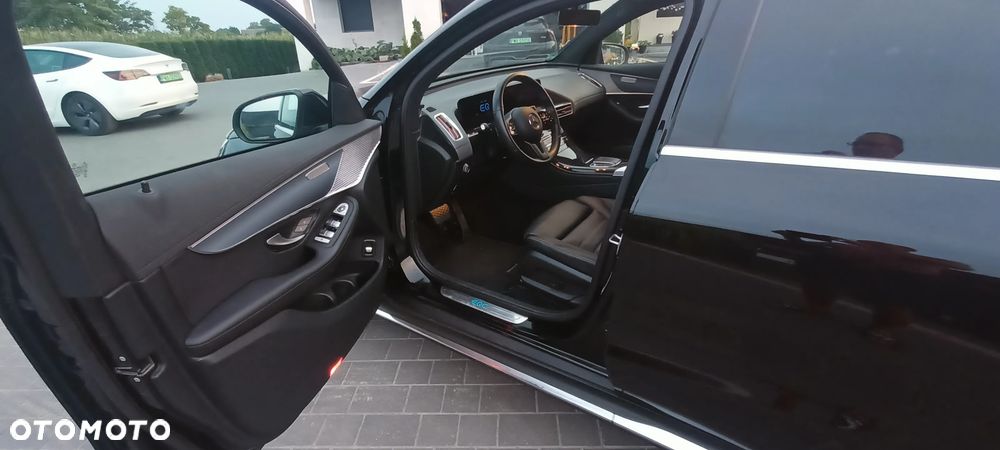 Mercedes-Benz EQC 400 4Matic Electric Art - 24